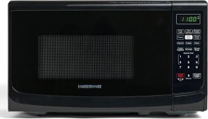 Farberware 0.7 Cu. Ft. Countertop Microwave Oven