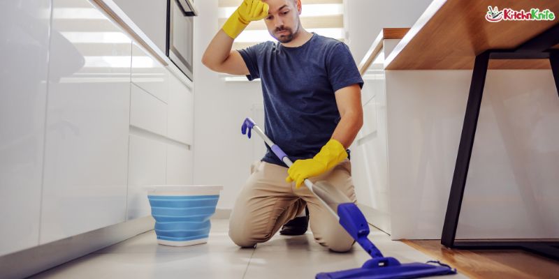 How to Clean a Kitchen Floor