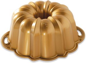 Nordic Ware Anniversary Bundt, 15 Cups